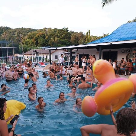 2 Rocks Boutique Hostel Baan Tai Ngoại thất bức ảnh